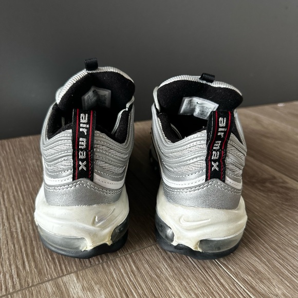 HOT🔥🔥Women’s limited Ajr max 97 colorways - Picture 3 of 4